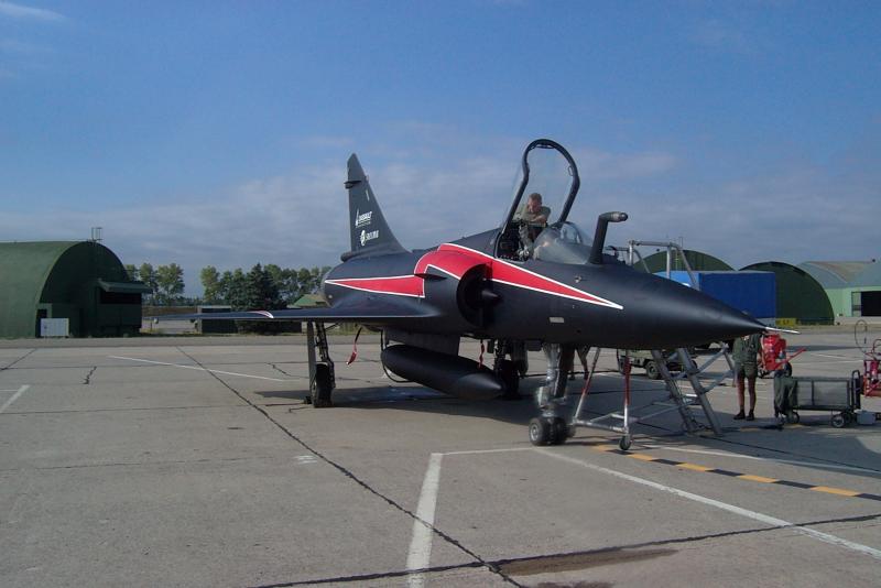 m2000-10-04.jpg