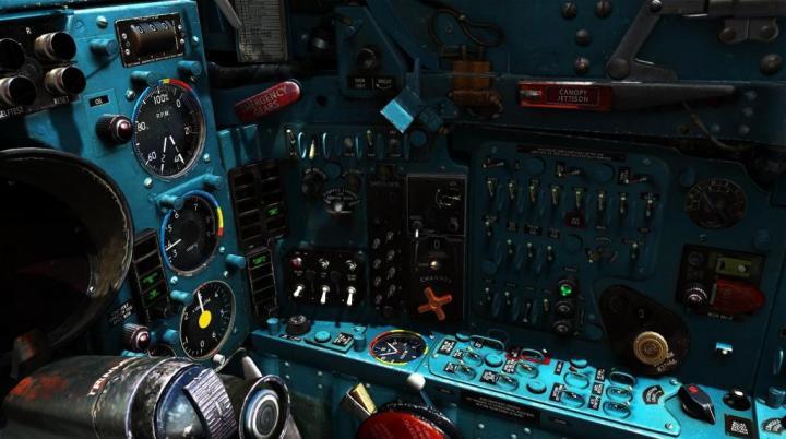 MIG21英文座舱.jpg